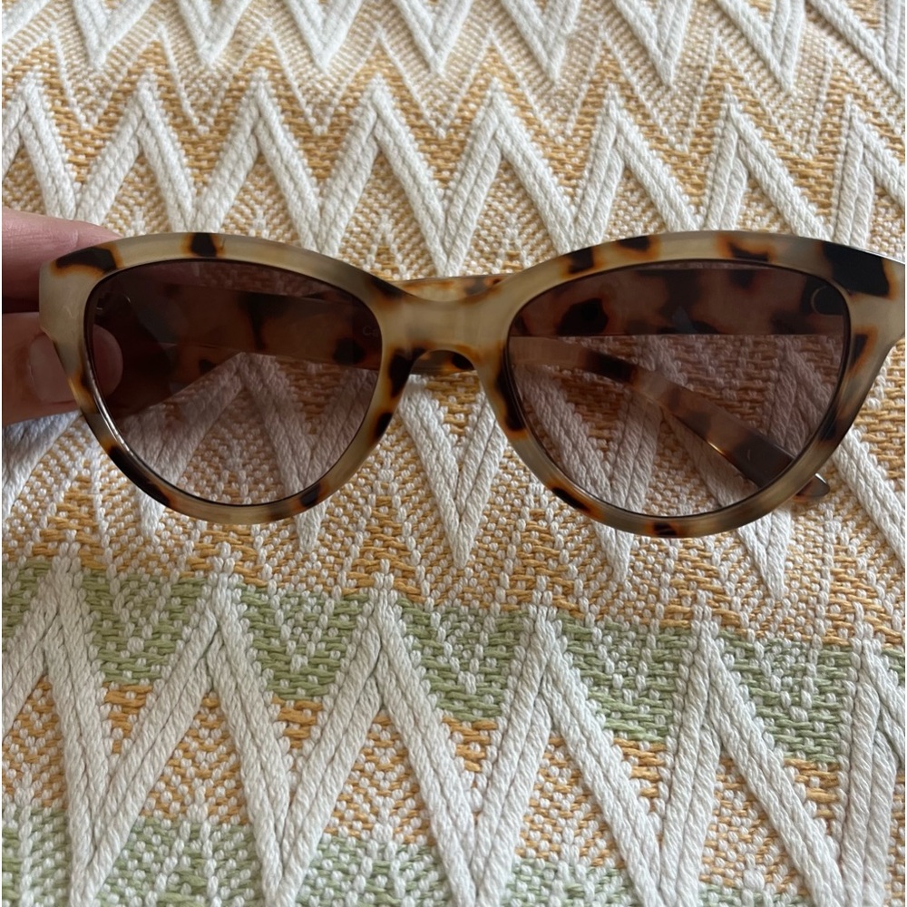 Cat eye tortoiseshell women’s sunglasses.